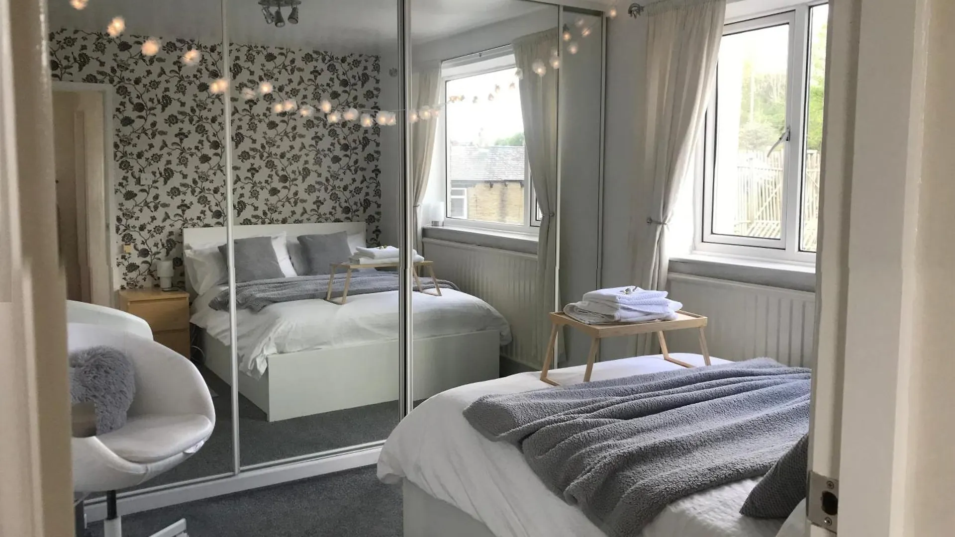 Fairy Dell Guesthouse, With Cozy Lockable Rooms, Tv, Tea Tray With Choccies, Free Wifi And Parking, 24Hr Check In, Coa, All Are Welcome 브래드퍼드 0*,